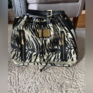 L.A.M.B by Gwen Stefani Broadgate Mandalay Newsprint Zebra Drawstring Tote #174